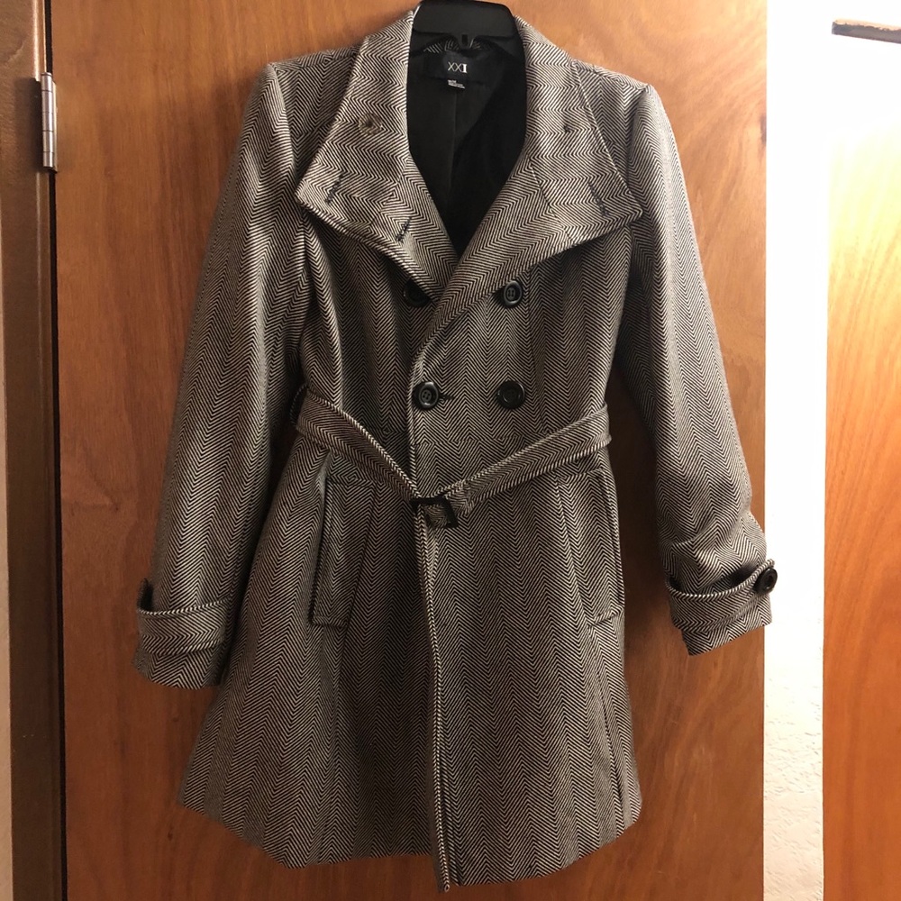 Forever 21 Peacoat ✨ size Medium ✨ like new!